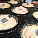 Pfirsich-Blaubeer-Muffins Vollkorn ungebacken